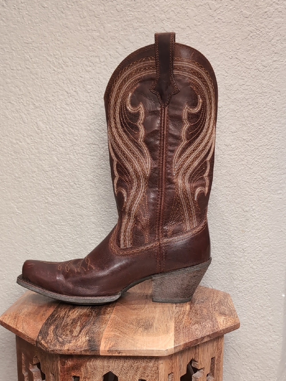 Ariat Lively Western Cowgirl Boots with Embroidered Shaft - Picture 2 of 13